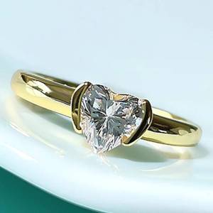 Huirtan Heart Shaped CZ Women Ring Gold Color Elegant Wedding Engagement Finger Accessories Anniversary Sweet Chic Jewelry Gift