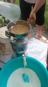 Máy xay đậu nành  đậu tương công nghiệp thiết kế nhỏ gọn  an toàn sử dụng