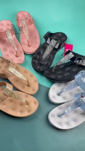 Moniga รองเท้าแตะผู้หญิงแบบคีบ รุ่น Moniga12 (5-8)