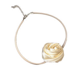 2026 New Luxury Petite Design Necklace
