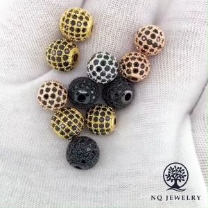 [HCM]Charm cầu màu vàng đính đá đen xỏ ngang 8mm - NQ Jewelry