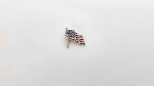 American Flag Brooch Pin Crystal Rhinestone Waving USA Flag Lapel Pin Enamel US Flag Badge Jewelry Gift