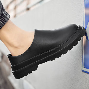 รองเท้าบู๊ตกันฝนกันน้ำกันลื่นสำหรับผู้ชายในช่วงฤดูร้อน กันลื่น ทนทานต่อการสึกหรอ รองเท้าบู๊ตทรงสั้นแบบลำลอง รองเท้าบู๊ตหิมะ รองเท้าบู๊ตว่ายน้ำ รองเท้าบู๊ตตกปลา