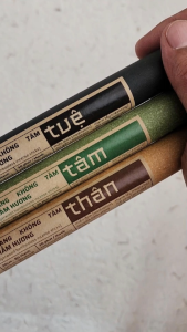 Nhang Trầm Hương Không Tăm Giá Sỉ Yên Loại Thân Tâm Tuệ Sạch Tự Nhiên Ít Khói An Toàn Dùng Thiền