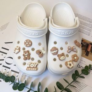 Shoes Charms Shoe Accessories Resin Coffee Color Bear Colorful Flower Detachable DIY Shoe Flower Buckle for Hole Rubber Clogs