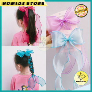 Jepit Rambut Korea Anak Perempuan & Pita Besar Rumbai Aksesoris\\n\\n Apa Itu Jepit Rambut Korea Anak Perempuan?\\n\\nJepit rambut Korea anak perempuan adalah aksesoris rambut yang dirancang khusus untuk anak-anak perempuan berusia muda. Dengan desain yang unik dan menarik, aksesoris ini dapat membuat penampilan anak-anak semakin cantik dan menawan.\\n\\n Keunikan Desain Jepit Rambut Korea\\n\\nJepit rambut Korea anak perempuan memiliki banyak variasi desain yang indah dan menarik. Beberapa di antaranya meliputi:\\n\\n- **Desain bunga:** Jepit rambut Korea seringkali memiliki bentuk bunga yang cantik dan menawan, seperti mawar, bunga sakura, atau bunga-bunga lainnya.\\n- **Desain karakter:** Jepit rambut Korea juga tersedia dalam bentuk karakter kartun favorit anak-anak, seperti Hello Kitty, Minnie Mouse, atau Elsa dari film Frozen.\\n- **Desain abstrak:** Selain itu, ada juga jepit rambut Korea dengan desain abstrak yang menarik, seperti pola geometris atau garis-garis yang artistik.\\n\\n Pilihan Warna & Motif\\n\\nJepit rambut Korea anak perempuan tersedia dalam berbagai warna dan motif yang beragam. Anda dapat memilih warna dan motif yang sesuai dengan kepribadian anak Anda, seperti:\\n\\n- **Warna pastel:** Jepit rambut Korea dengan warna pastel seperti pink, biru muda, atau ungu muda cocok untuk anak-anak yang suka dengan warna-warna lembut dan feminin.\\n- **Warna cerah:** Jika anak Anda lebih suka warna-warna yang cerah dan menarik perhatian, jepit rambut Korea dengan warna merah, kuning, atau hijau bisa menjadi pilihan yang tepat.\\n- **Motif polos:** Untuk anak-anak yang suka dengan kesederhanaan, jepit rambut Korea dengan motif polos bisa menjadi pilihan yang baik.\\n- **Motif bunga:** Jika anak Anda menyukai alam dan bunga, jepit rambut Korea dengan motif bunga bisa menjadi pilihan yang tepat.\\n\\n Cara Menggunakan Jepit Rambut Korea untuk Anak Perempuan\\n\\nBerikut adalah langkah-langkah mudah memasang jepit rambut Korea untuk anak perempuan:\\n\\n1. Pastikan rambut anak Anda sudah dikucek rapi dan tidak ada rambut yang terlepas.\\n2. Pilih jepit rambut Korea yang sesuai dengan kepribadian anak Anda.\\n3. Tempatkan jepit rambut Korea di bagian atas kepala anak Anda, di dekat akar rambut.\\n4. Tekan jepit rambut Korea ke dalam rambut anak Anda sampai terpasang dengan kuat.\\n5. Ulangi proses ini jika Anda ingin menambahkan lebih banyak jepit rambut Korea.\\n\\n Tips & Trik Mengaplikasikan Jepit Rambut Korea\\n\\nBerikut adalah beberapa tips dan trik untuk mengaplikasikan jepit rambut Korea dengan baik:\\n\\n- **Pilih jepit rambut Korea yang sesuai dengan panjang rambut anak Anda:** Jika anak Anda memiliki rambut pendek, pilihlah jepit rambut Korea yang lebih kecil dan tipis. Sedangkan jika anak Anda memiliki rambut panjang, pilihlah jepit rambut Korea yang lebih besar dan tebal.\\n- **Gunakan jepit rambut Korea sebagai aksesoris tambahan:** Selain digunakan sebagai penjepit rambut, jepit rambut Korea juga bisa digunakan sebagai aksesoris tambahan, seperti dijadikan bros atau diikatkan pada ikat pinggang.\\n- **Pilih jepit rambut Korea yang mudah dipasang dan dilepas:** Pilihlah jepit rambut Korea yang mudah dipasang dan dilepas agar anak Anda tidak merasa sakit atau tidak nyaman saat menggunakan jepit rambut Korea.\\n\\n Aksesoris Jepitan Rambut Wanita Dewasa AK116\\n\\nAksesoris jepitan rambut wanita dewasa AK116 adalah aksesoris rambut yang dirancang khusus untuk wanita dewasa. Dengan desain yang elegan dan menawan, aksesoris ini dapat membuat penampilan wanita semakin cantik dan menawan.\\n\\n Kelebihan Aksesoris Jepitan Rambut Wanita Dewasa AK116\\n\\nBeberapa kelebihan dari aksesoris jepitan rambut wanita dewasa AK116 meliputi:\\n\\n- **Desain elegan:** Aksesoris jepitan rambut wanita dewasa AK116 memiliki desain yang elegan dan menawan, sehingga cocok untuk berbagai acara formal maupun non-formal.\\n- **Bahan berkualitas:** Aksesoris jepitan rambut wanita dewasa AK116 dibuat dari bahan berkualitas tinggi, sehingga tahan lama dan tidak mudah rusak.\\n- **Mudah dipasang dan dilepas:** Aksesoris jepitan rambut wanita dewasa AK116 mudah dipasang dan dilepas, sehingga tidak merusak rambut Anda.\\n\\n Cara Memilih Aksesoris Jepitan Rambut yang Tepat\\n\\nBerikut adalah beberapa tips untuk memilih aksesoris jepitan rambut yang tepat:\\n\\n- **Pilih aksesoris jepitan rambut yang sesuai dengan kepribadian Anda:** Pilihlah aksesoris jepitan rambut yang sesuai dengan kepribadian Anda, seperti aksesoris jepitan rambut dengan desain yang elegan untuk wanita yang suka dengan kesederhanaan, atau aksesoris jepitan rambut dengan desain yang unik dan menarik untuk wanita yang suka dengan hal-hal baru.\\n- **Pilih aksesoris jepitan rambut yang sesuai dengan acara:** Pilihlah aksesoris jepitan rambut yang sesuai dengan acara yang akan Anda hadiri, seperti aksesoris jepitan rambut dengan desain yang elegan untuk acara formal, atau aksesoris jepitan rambut dengan desain yang unik dan menarik untuk acara non-formal.\\n- **Pilih aksesoris jepitan rambut yang sesuai dengan warna rambut Anda:** Pilihlah aksesoris jepitan rambut yang sesuai dengan warna rambut Anda, seperti aksesoris jepitan rambut dengan warna emas untuk wanita dengan rambut hitam, atau aksesoris jepitan rambut dengan warna silver untuk wanita dengan rambut pirang.\\n\\n Pita Besar Rambut Wanita Dewasa\\n\\nPita besar rambut wanita dewasa adalah aksesoris rambut yang dirancang khusus untuk wanita dewasa. Dengan model yang trendy dan menawan, aksesoris ini dapat membuat penampilan wanita semakin cantik dan menawan.\\n\\n Model Pita Besar Rambut yang Trendy\\n\\nBerikut adalah beberapa model pita besar rambut yang trendy:\\n\\n- **Pita besar rambut dengan motif polos:** Pita besar rambut dengan motif polos cocok untuk wanita yang suka dengan kesederhanaan dan elegan.\\n- **Pita besar rambut dengan motif bunga:** Pita besar rambut dengan motif bunga cocok untuk wanita yang suka dengan alam dan bunga.\\n- **Pita besar rambut dengan motif abstrak:** Pita besar rambut dengan motif abstrak cocok untuk wanita yang suka dengan hal-hal baru dan artistik.\\n\\n Tips Menggunakan Pita Besar Rambut dengan Stylish\\n\\nBerikut adalah beberapa tips untuk menggunakan pita besar rambut dengan stylish:\\n\\n- **Pilih pita besar rambut yang sesuai dengan kepribadian Anda:** Pilihlah pita besar rambut yang sesuai dengan kepribadian Anda, seperti pita besar rambut dengan motif polos untuk wanita yang suka dengan kesederhanaan, atau pita besar rambut dengan motif bunga untuk wanita yang suka dengan alam dan bunga.\\n- **Pilih pita besar rambut yang sesuai dengan acara:** Pilihlah pita besar rambut yang sesuai dengan acara yang akan Anda hadiri,