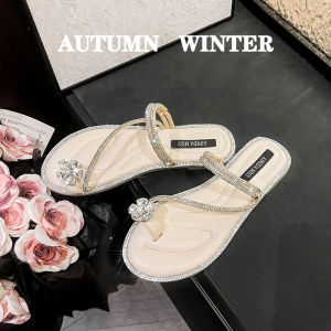 French Elegant Flat Bottom Rhinestone Slippers Women Summer Outdoor Fashion 2025 New Two-Way Ladies Beach Sandals