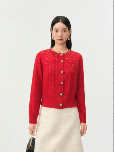 Koradior | Vintage Elegance Pearl-beaded Pullover Sweater