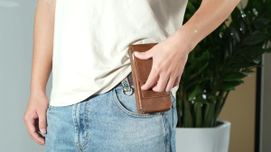Mobile phone waist bag vertical universal 7.0-inch belt bag PU crazy horse leather belt back clip phone bag with card slots