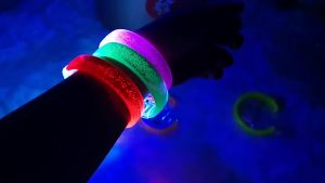 Bộ Vòng Tay Phát Sáng LED 5/8/10 Chiếc Trang Trí Tiệc Tùng Phát Sáng Dùng Cho Concert Sinh Nhật Halloween Tụ Họp Xếp Hàng
