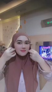 Hijab Segitiga Instant Jersey By Asmirah / Kerudung Persiapan Lebaran 2025