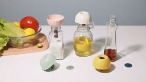 Candy Online Multifunctional Mini Collapsible Silicone Funnel With Strainer Food Grease Filter Net Foldable Funnels Kitchen Tools