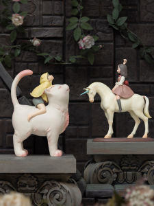 KEME LIFE | Fairy Tale Cat General Set Artistic Ornament Creative Home Decor Gift