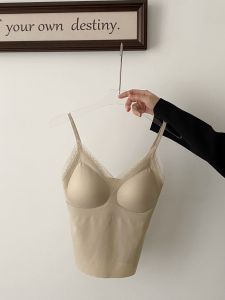 เสื้อชั้นในลูกไม้สไตล์ฝรั่งเศสเซ็กซี่สำหรับผู้หญิง ฤดูใบไม้ผลิและฤดูร้อน 2024 เสื้อกั๊กสายเดี่ยวคอวีเนื้อน้ำแข็งไร้ตะเข็บ ดีไซน์หลังสวยงาม