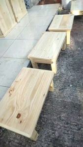 Talenan Kayu Pakai Kaki Ukuran Medium P.30Cm L.20Cm T.15Cm / Talenan Kayu Pake Kaki Ukuran Medium / Talenan Kayu Pinus Model kaki Ukuran 30 x 20Cm / Talenan Kayu Kaki Besar/Jumbo PerPcs / Talenan Kayu Model Kaki / Alas pemotong Buah Sayur Dan Bumbu