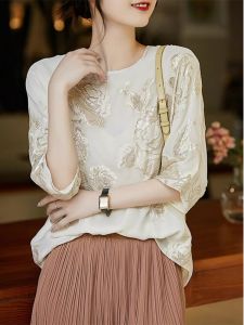 เสื้อเชิ้ตผู้หญิงปักลายดอกไม้สไตล์จีนใหม่ฤดูใบไม้ผลิ ทรงหลวม สไตล์ทำงาน แขนยาว ปกติ คอตั้ง เสื้อผ้าทำงาน