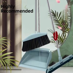 Dustpan and Broom Set with Hair-Resistant and Water-Scraping Function