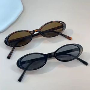 Kacamata Hitam Oval Kecil Baru Pelindung Sinar Matahari Dan Kacamata Pelindung Uv 400 Sunglases Gaya Eropa Retro Untuk Aksesoris Wanita Fashion