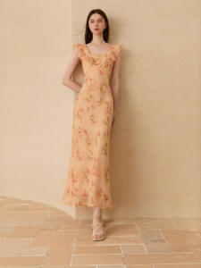 D-PLAY | French Tea Series Orange Square Neck Flare Sleeve Ruffle Slimming Dress