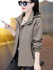 Spring Outerwear Womens Compact New Style Thin Loose Short Windproof Outdoor Ladies Jacket Commute Style Zipper Pocket Polyester Fiber