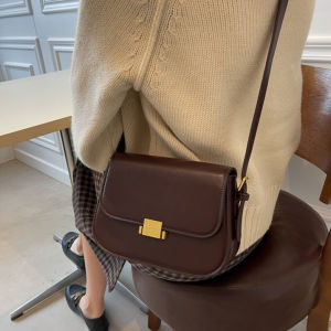 Charics&Kittn Ladies Brown Leather Satchel Crossbody Bag Fashionable European Style Underarm Single Shoulder Bag Casual Scene