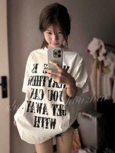 เสื้อยืดแขนสั้นผู้หญิงสไตล์อเมริกัน High Street ฤดูร้อน 2024 ทรงหลวม ผ้าฝ้ายแท้ สไตล์นักเรียน แบรนด์แฟชั่น เสื้อสีดำ