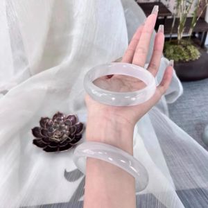 สร้อยข้อมือแก้วจำลองหยก ดอกไม้พืชมินิมอล ชุดฮันฟูจีนใหม่ สร้อยข้อมือสไตล์โบราณสำหรับผู้หญิง ของตกแต่งแฟชั่น