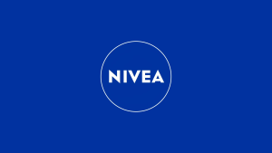NIVEA Face Care Derma Skin Clear Rebalance & Clear Serum with Niacinamide and Hyaluronic Acid 30ml