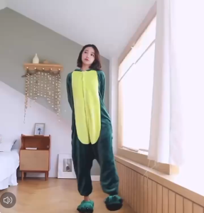 พร้อมส่ง  ชุดมาสคอตผู้ใหญ่ ชุดก๊อตจิ ชุดมาสคอต หนา นุ่ม คุณภาพดีชุดคอสเพลย์การตูน ชุดสัตว์ ชุดไดโนเสาร