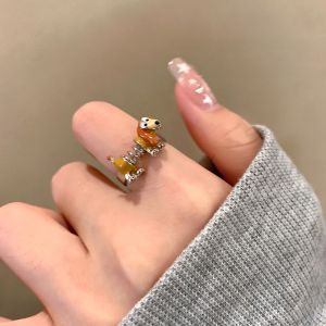 Cute Dog Animal Shape Ring for Women Fashion Minimalist High-End Feeling Ring Unique Design Cold Style Index Finger Ring