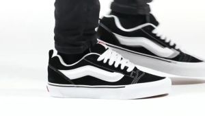 Sepatu Sekolah Vans02 KNU Skool Vault UA Black and White For Men and Women Sneakers Keren