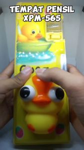Kotak Pensil Anak Sekolah 3D Squishy Karakter Timbul Tempat Bulpoin Magnet Stationary