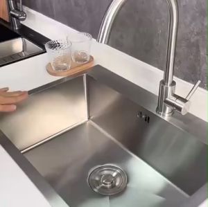 [VCR006] Vòi chậu rửa ( 2 đường nước nóng- lạnh ) Chất liệu inox  chắc chắn  tốt  nặng. Ống tròn to cong .