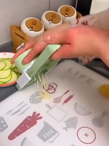 Multifunctional Stainless Steel Shredder Household Kitchen Shredder Thick And Thin Cucumber Potato Grater