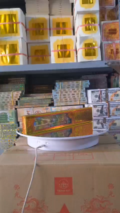 Một Hộp Nhang Rồng Ít Khói Đứng Tàn Nhũ Kim 3 Tất