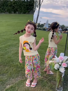 เด็กสองชิ้นฤดูร้อนใหม่แขนสั้น 2025 เสื้อกล้ามสาวเสื้อยืดแขนยาวชุดการ์ตูนด้านบน