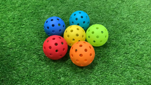 10Pcs Bola Pickleball Outdoor Bahan Luminous Pickball 74mm Pickle Ball 40 Hole Untuk Malam Hari
