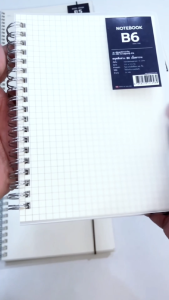 Saengroong สมุดปกใสขุ่น สมุดปกขุ่น สมุดโน๊ตสันห่วง (ขนาด A5A6B5B6 ) บรรจุซองใส 1เล่ม / แพ็ค