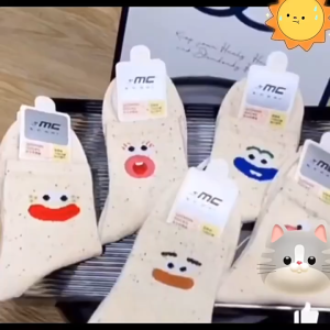 Tất cổ cao họa tiết biểu cảm ngộ nghĩnh phong cách Hàn Quốc đáng yêu LILA TEMO165