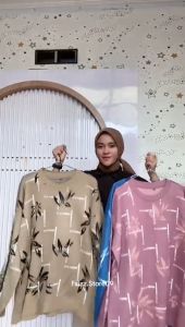 Sweater Rajut Golap Oversize Motif Daun Garis Atasan Wanita Lengan Panjang