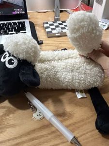 Túi Đựng Đồ Dùng Học Tập Bằng Vải Nỉ Hình Cừu Dễ Thương Túi Đựng Bút Chì Hoạt Hình Thú Vui Học Sinh Túi Đựng Đồ Dùng Văn Phòng Phẩm