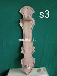 blawong tempel dinding tempat sandaran keris