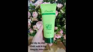 Gel Tẩy Da Chết Chiết Xuất Lô Hội Giúp Da Căng Bóng Trắng Mịn Đồng Thời Cấp Ẩm Cho Làn Da Khô Thiếu Nước 200g