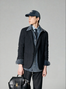 New Fall 100 Percent Wool Navy Single Breasted Blazer