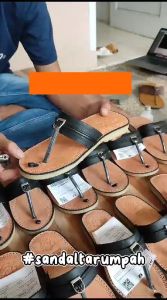 TOP Sandal Tarumpah Kulit Karet Mentah