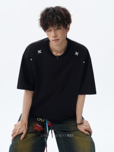 V37 | Autumn American Streetwear Stylish Cross Stitched Loose T-Shirt