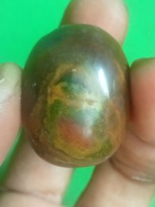 batu pancawarna Garut kristal dan natural