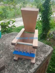 alat pemotong krupuk lontong lunak tebal seukuran koin 500