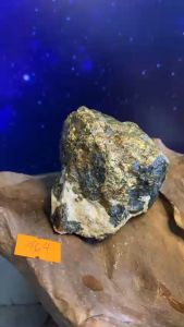 viên đá vàng Pyrite tự nhiên phản chiếu ngũ sắc UV năng lượng cao 464