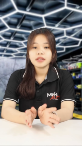 Chai Vệ Sinh Và Bảo Dưỡng Lốp Xe Senfineco 9979 Tire Shine Tire Foam Cleaner Của Đức Dung Tích 650ml - Hàng Chính Hãng